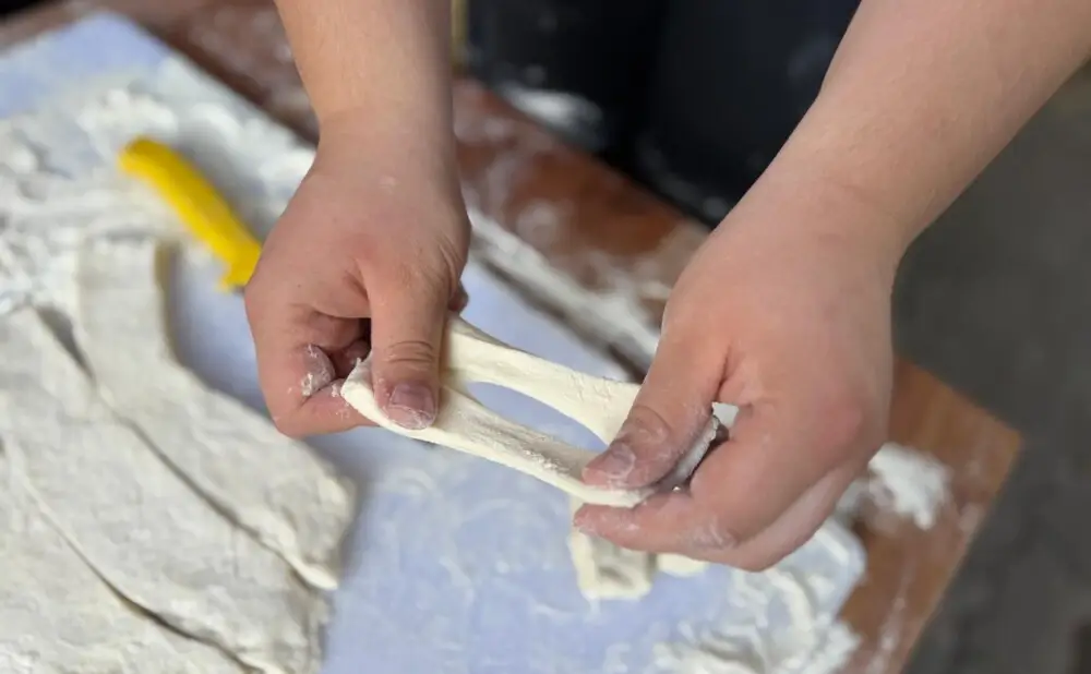 Posjetitelji su uživali u slavonskim delicijama poput čvaraka, salenjaka i makovnjače.