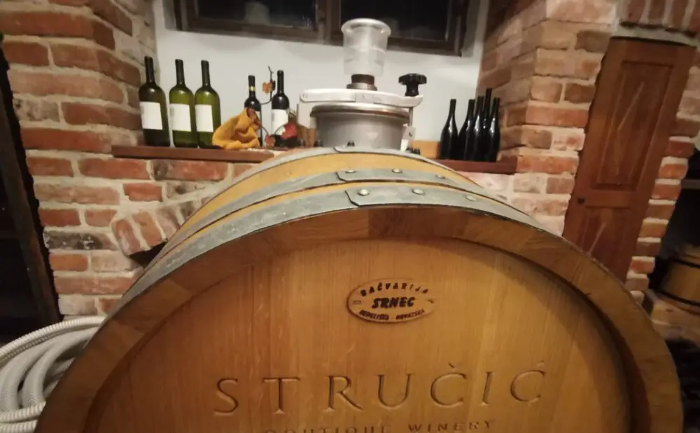 Degustacija arhivskih rajnskih rizlinga vinarije Stručić iz Ludbreškog vinogorja.