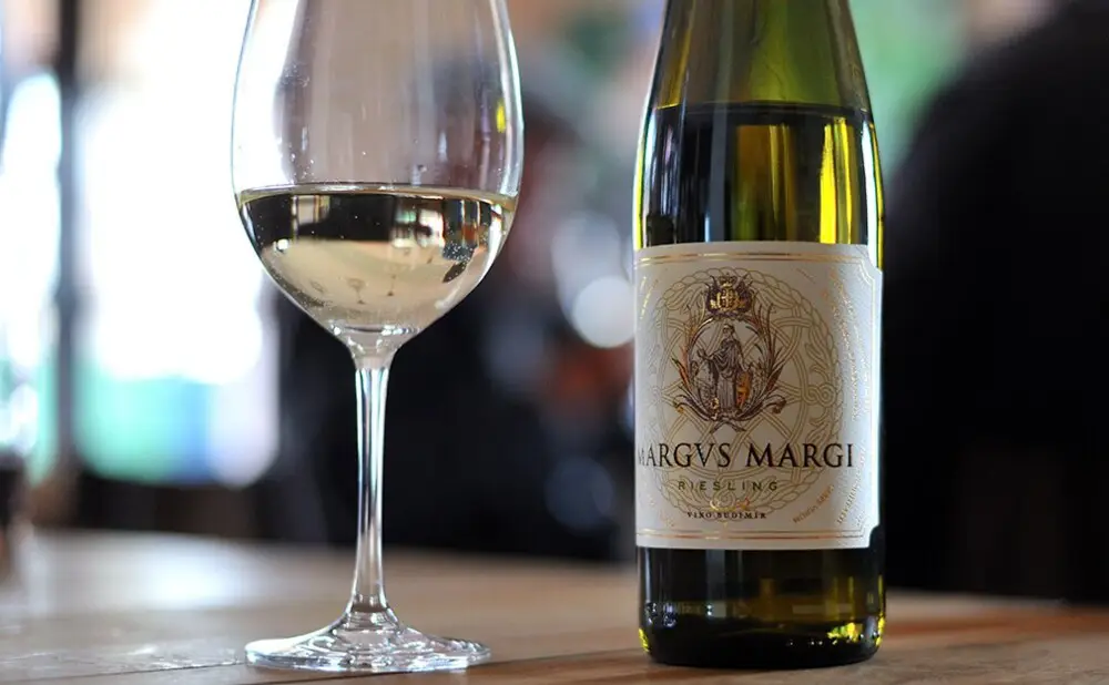 Rizling Margus Margi vinarije Budimir iz srpske regije Župa predstavljen na festivalu Rizling Raj(n)ski.