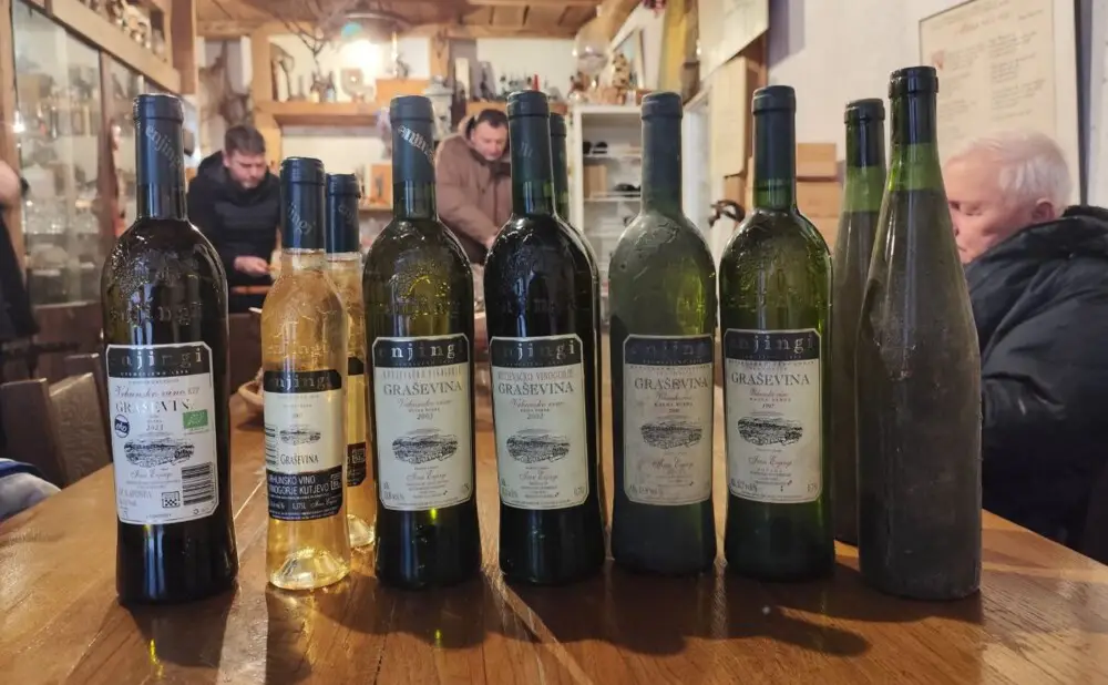 Ivan Enjingi na ekskluzivnom kušanju predstavio je arhivske graševine i Venja iz više desetljeća.