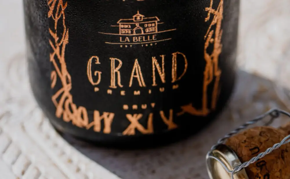 Zlatom nagrađeni pjenušac La Belle Grand i Graševina Premium Vina Belje predstavljeni nakon međunarodnih vinskih ocjenjivanja.