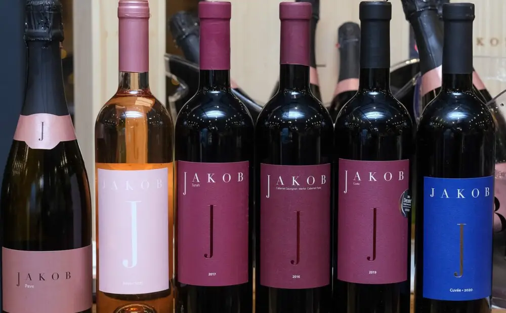 Graševine, traminci i velika crna vina Slavonije i Podunavlja obilježili su ovogodišnji izbor najboljih hrvatskih vina.
