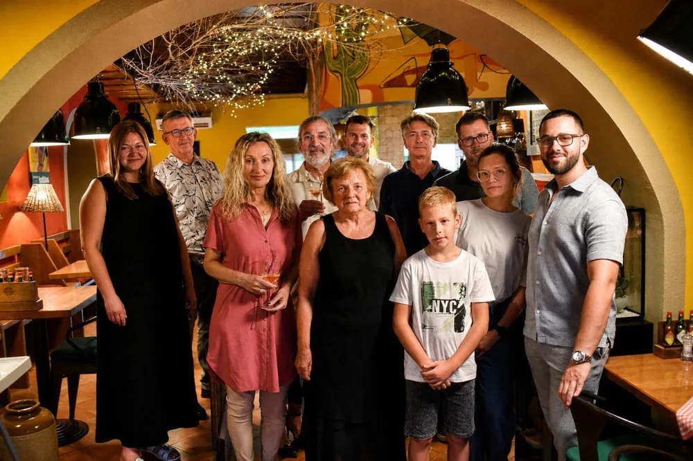 Sudionici i organizatori prve večeri projekta Vino uz pizzu u bistrou Kaktus u Velikoj Gorici