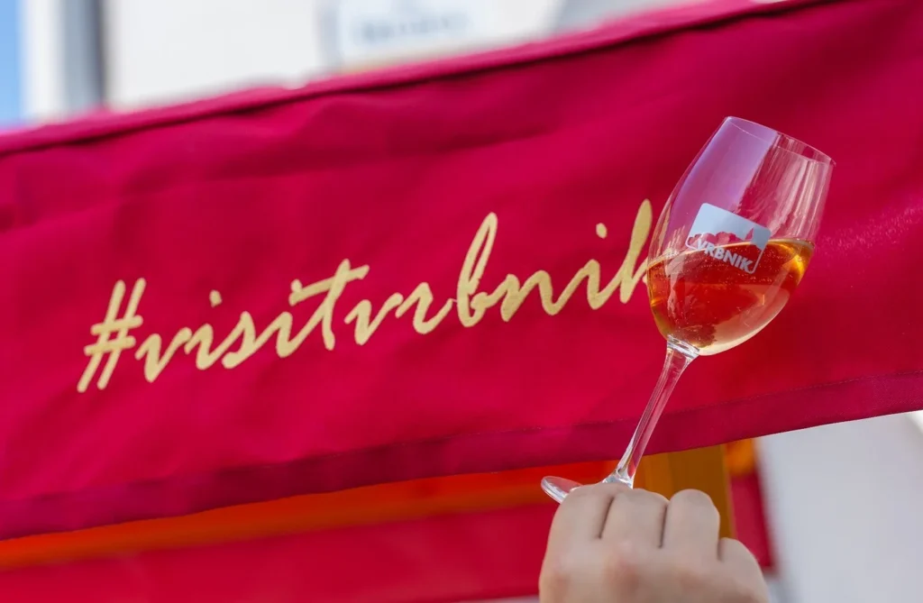 Čaša žlahtine na Danima vina Vrbnik
