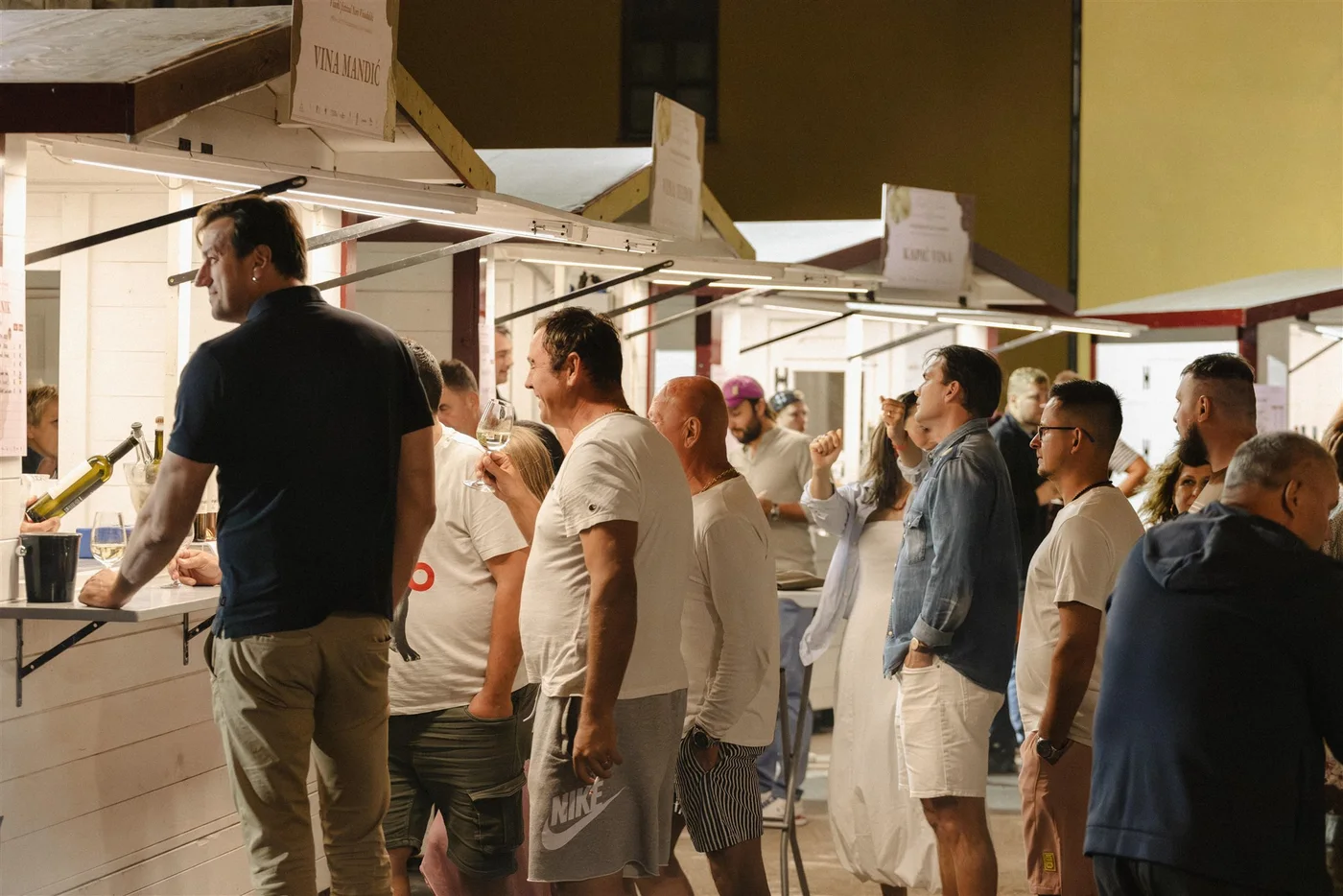 Festivalske kućice na Vinskom festivalu Ružice Vinodola