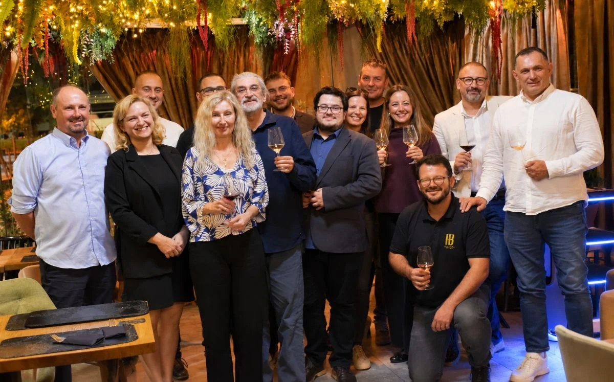 Sudionici i organizatori projekta Vino uz pizzu